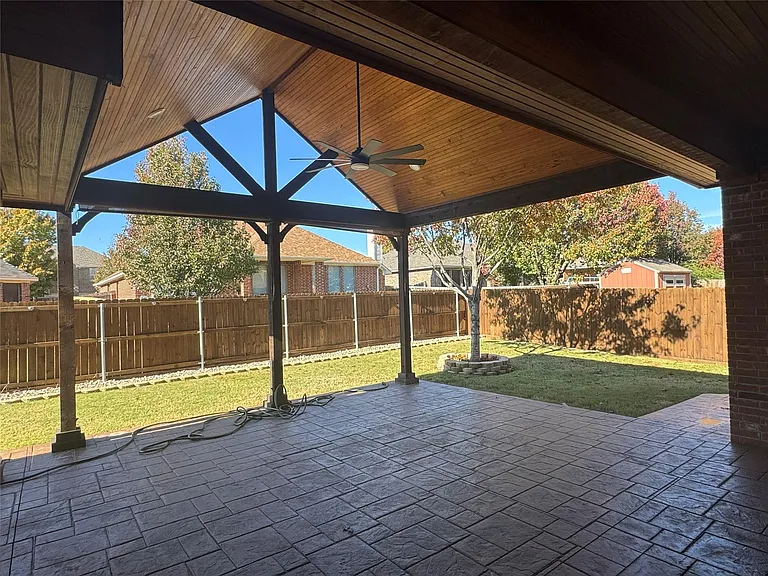 7704 Fallen Antler Pl — Photo 16