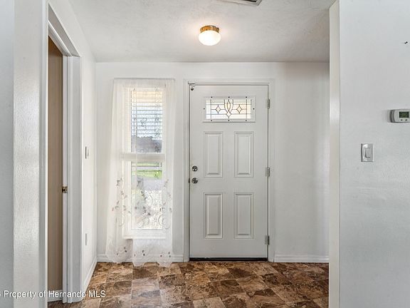 4th image of 6724 Crossbow Ln