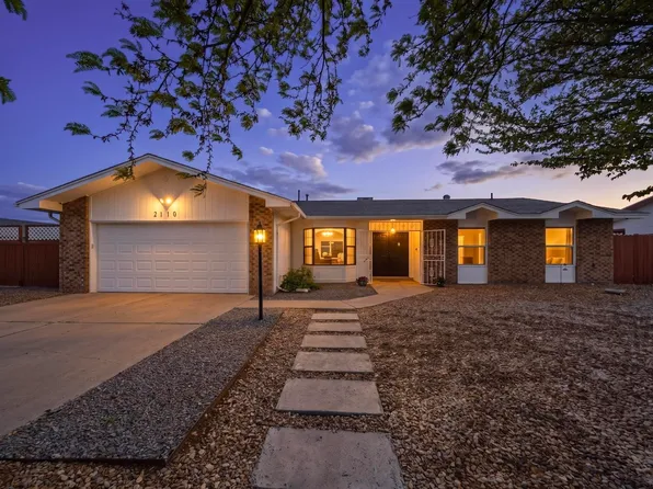 2110 Spruce Needle Rd SE, Rio Rancho, NM 87124