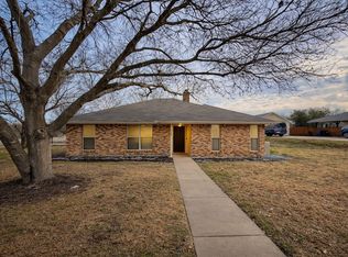 228 Prairie View Ln, Red Oak, TX 75154