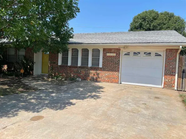 4618 SE Caber Cir, Lawton, OK 73501
