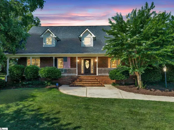 107 Rubiwood Cir, Greer, SC 29651