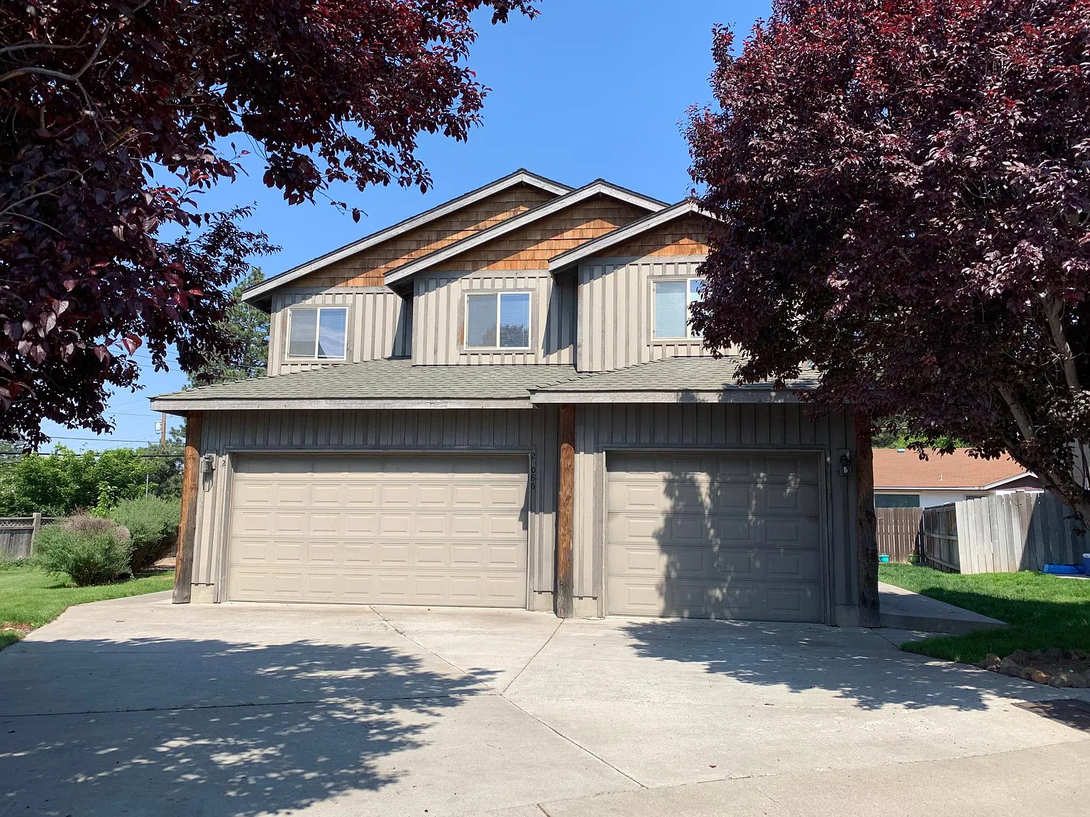 3 bed, 2.5 bath, 1412 sqft, $2,300 — Photo 1