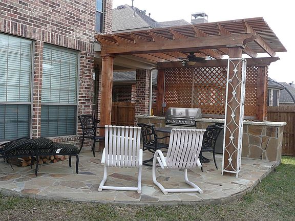 Flagstone patio with Pergola