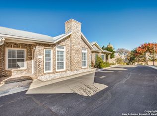 73 Oakwell Farms Pkwy, San Antonio, TX 78218