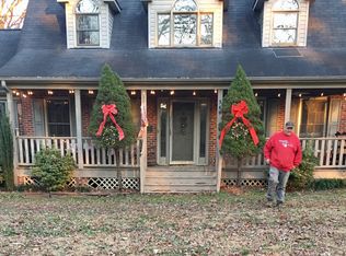 389 Clapp Farms Rd, Greensboro, NC 27405