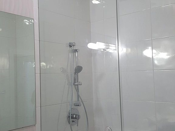 3rd image of 808 Capitol Ave #1