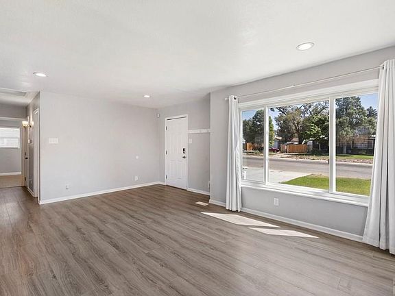 5th image of 2901 Denver Blvd