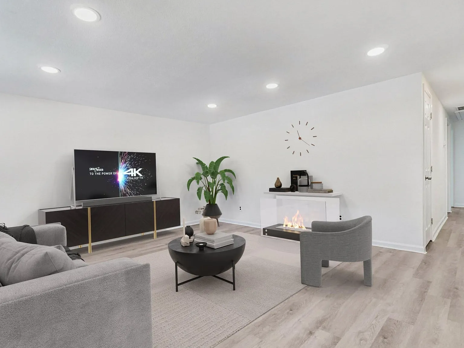 3 bed, 1185 sqft, $2,200 — Photo 1