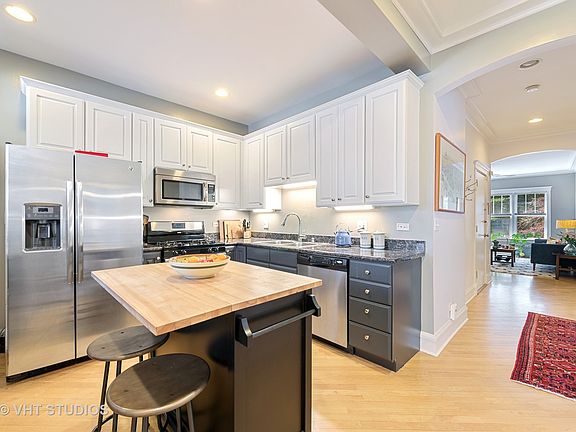 4th image of 1148 W Columbia Ave APT 1W