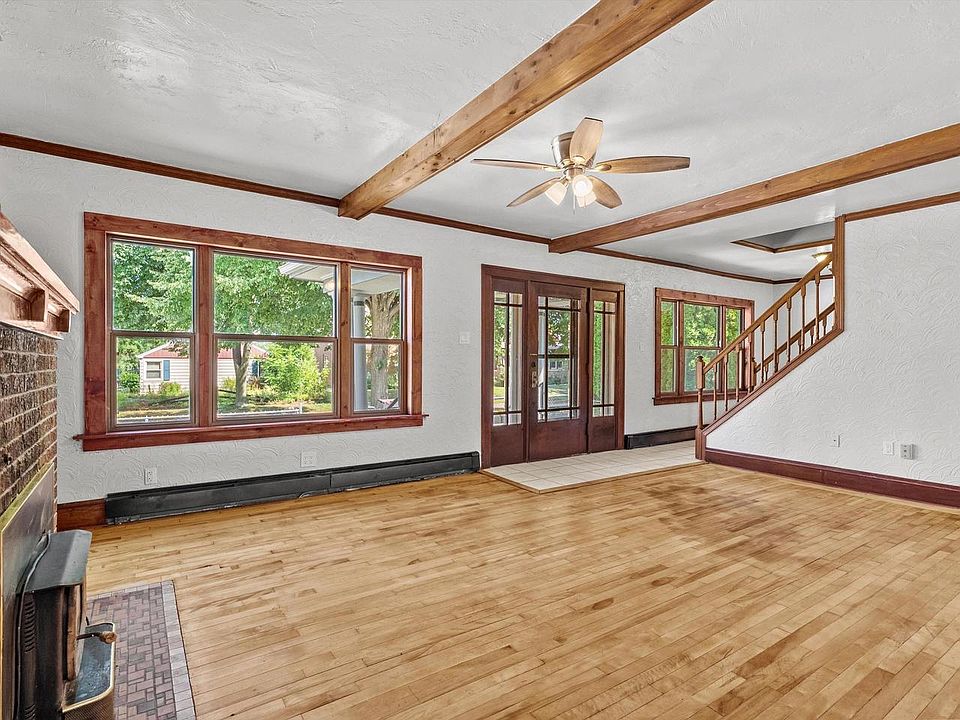 1st image of 2202 Henry STREET