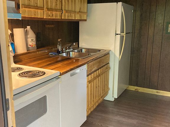 2nd image of 3706 Bellwood Dr