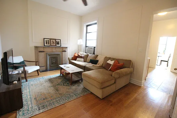 Rented by Luxor Homes & Investment Realty | media 22