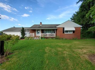 12523 Aquilla Rd, Chardon, OH 44024