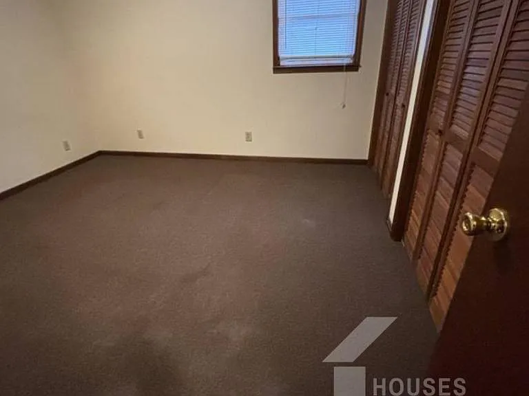 120 New Prospect Church Rd #B — Photo 11