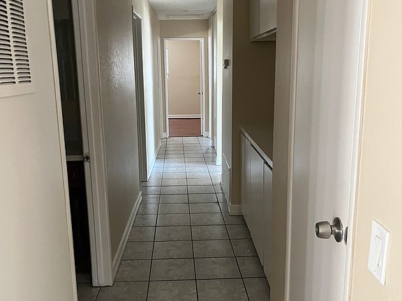 4th image of 1848 W Home Ave