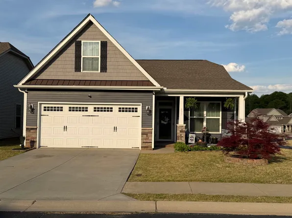637 Ivywood Pl, Boiling Springs, SC 29316
