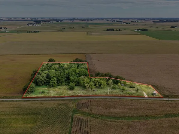 2019 Benton Buchanan Ave, Rowley, IA 52329
