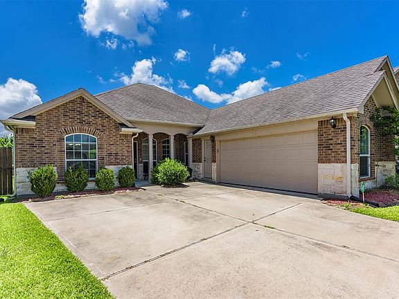 3rd image of 4059 Basswood Dr