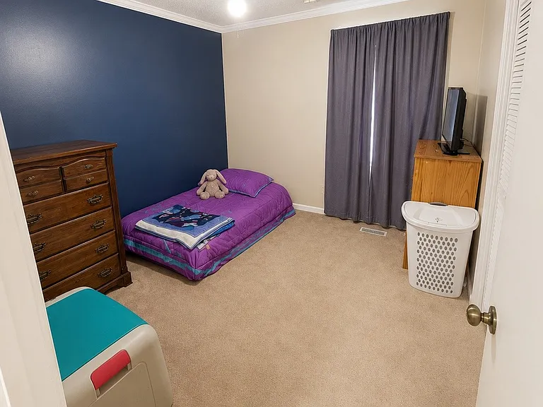 128 Robin Hood Rd — Photo 8