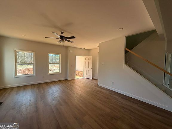 2nd image of 205 Yancey Rd