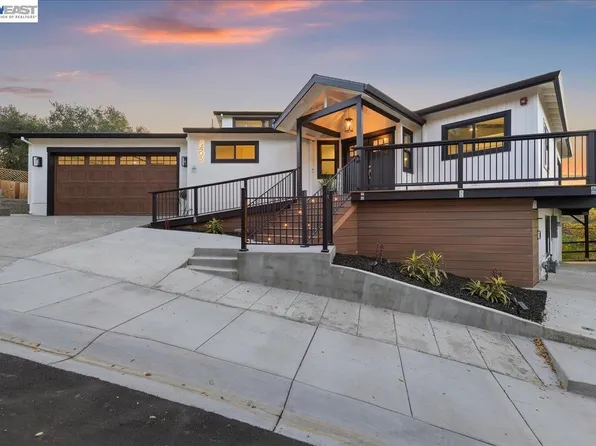 3403 Haskins Dr, Belmont, CA 94002