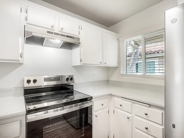7535 Charmant Dr #202 — Photo 5