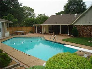 3rd image of 8005 Cross Village Dr