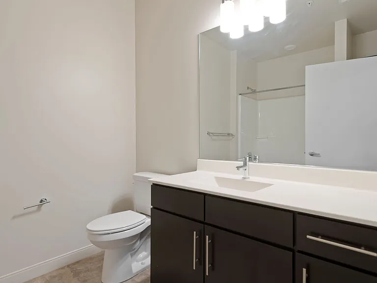 Freshwater Plaza Apartments — Photo 14