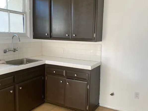 1238 E 123rd St #A, Los Angeles, CA 90059