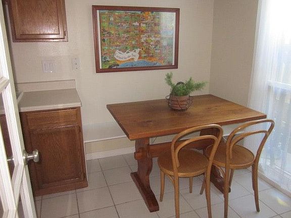 Breakfast Nook