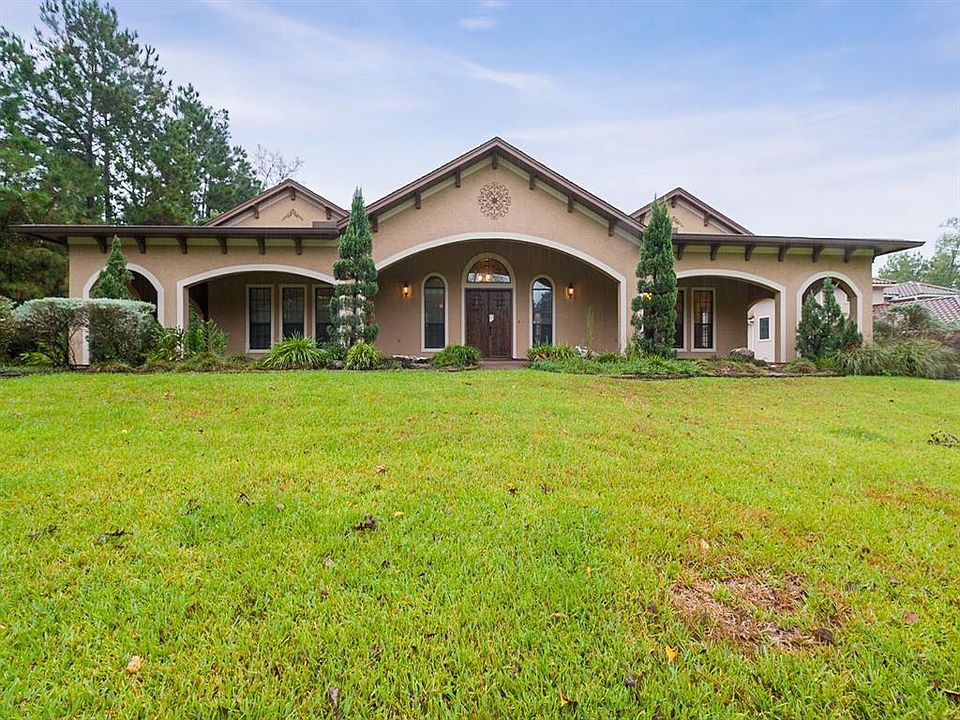 1st image of 15537 Queen Elizabeth Ct