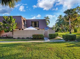 1315 13th Ct, Palm Beach Gardens, FL 33410