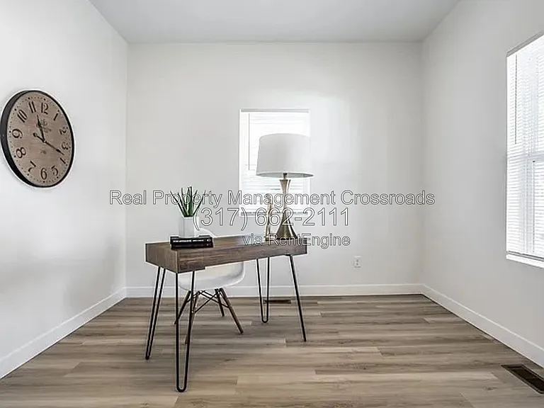 849 N Oakland Ave — Photo 22
