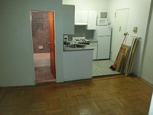 Rented by ZealEstate Group Inc | media 41