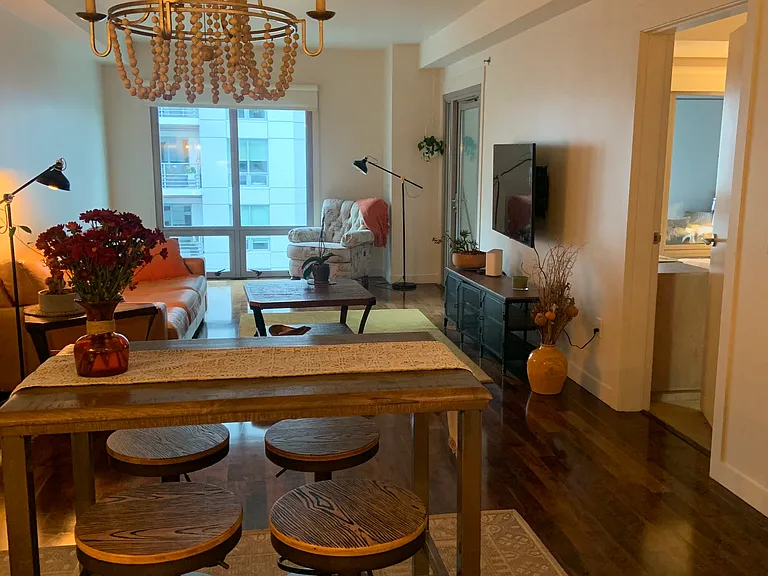 1260 NW Naito Pkwy #305 — Photo 11