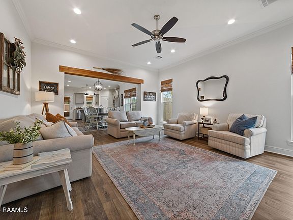 5th image of 209 Luxford Way