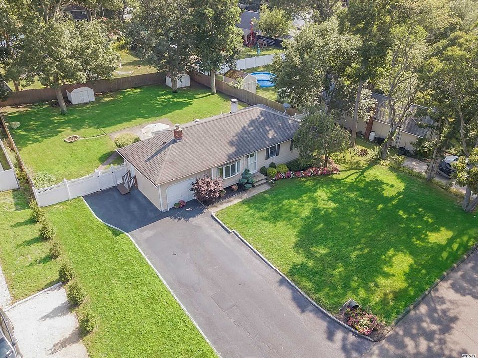 1st image of 22 Elmwood Ave