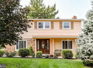 414 Reservoir Rd, Mechanicsburg, PA 17055