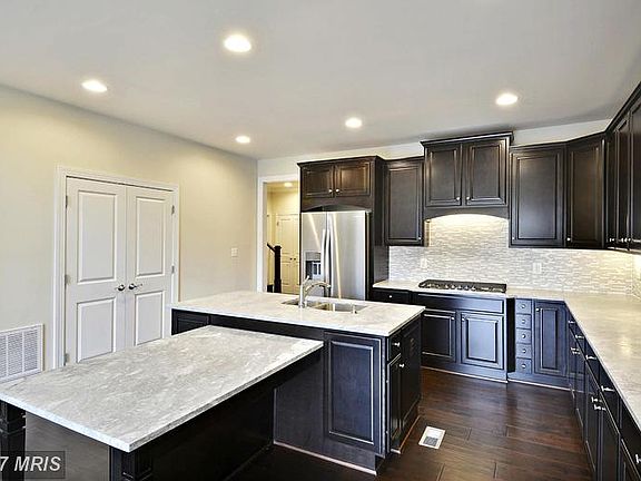 5th image of 44262 Mimosa Grove Sq