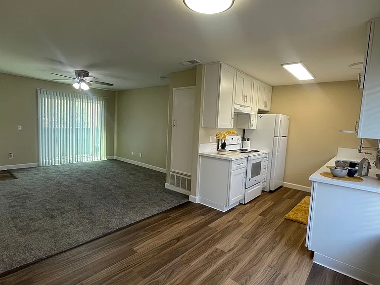 Montebello Villas — Photo 23