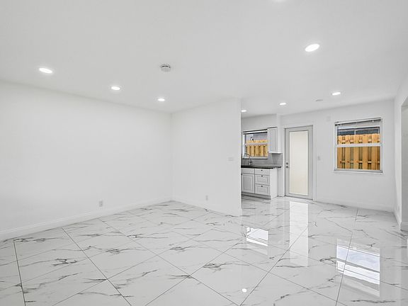 4th image of 2308 NW 3rd Ave APT 2