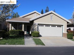 201 Summerset Dr, Brentwood, CA