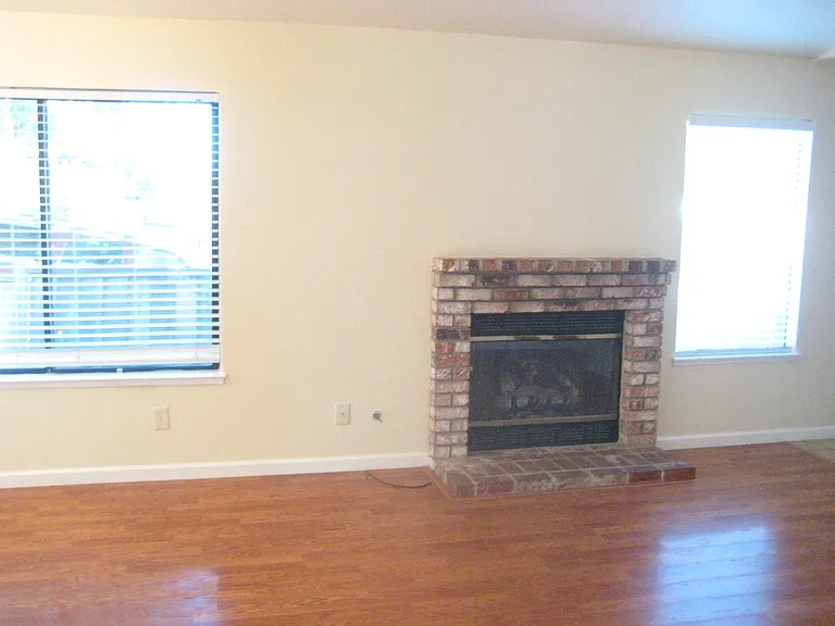735 Rocky Creek Ter — Photo 12