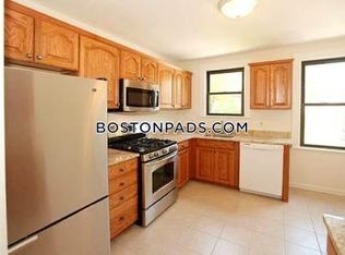 508 Heath St #S1, Chestnut Hill, MA 02467