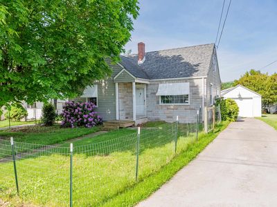 111 Allen St, Narrows, VA, 24124