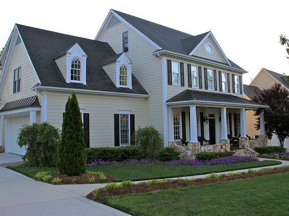 Exterior Front Alternative View