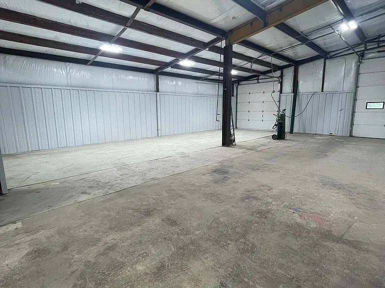 1131 County Road 561 — Photo 11