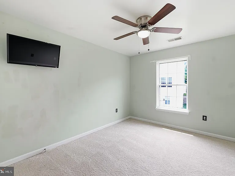 2917 Markhams Grant Dr — Photo 47