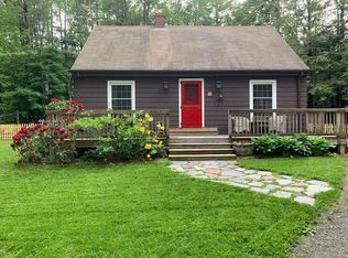 10 Clifton Rd, Falmouth, ME 04105